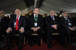 ولد عباس وأويحيى لا يفرّطان في بن يونس