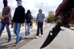 ملثمين يعتدون على مواطن بأسلحة البيضاء بشقته ويدخلونه الانعاش في ڨالمة