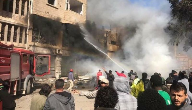 انفجار سيارة مفخخة أمام مسجد في بنغازي