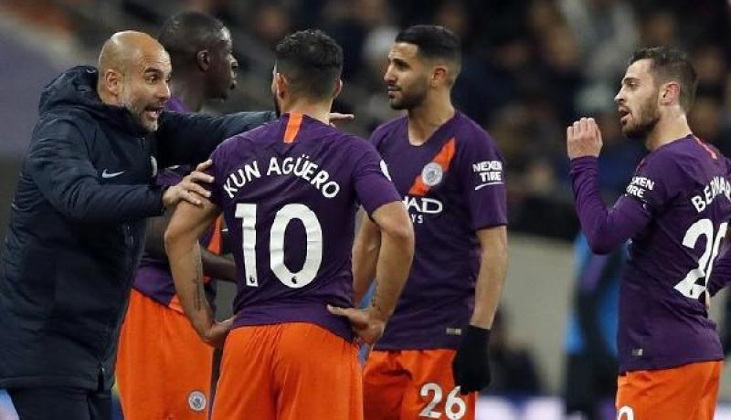 “غوارديولا”: “محرز يقدم أداء خيالي”