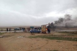 سكان قرية بكار بخنشلة يغلقون الطريق احتجاجا على التهميش والحقرة