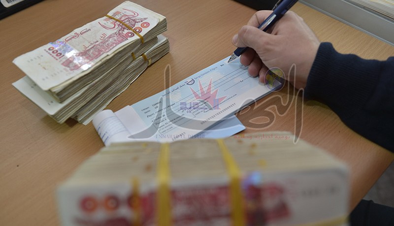 40 ألف مليار من أموال أصحاب الشكارة دخلت البنوك في شهرين فقط