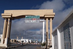 السماح بدخول مركبات الجزائريين المقيمين في تونس