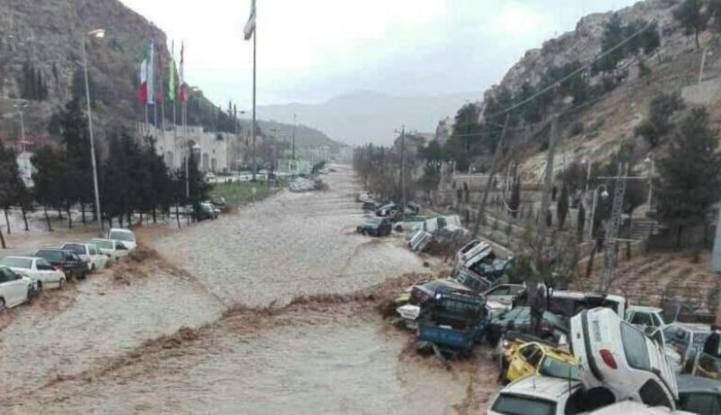 هلاك 19 شخصا بإيران إثر التقلبات الجوية