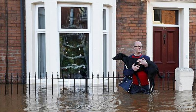 أمطار غزيرة وفيضانات كبيرة تشل الشمال الغربي من المملكة المتحدة