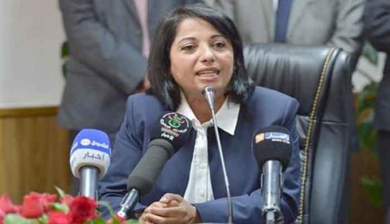 وزيرة من دون مقر وزارة