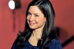 صورة لشبيهة المذيعة ريا أبي راشد