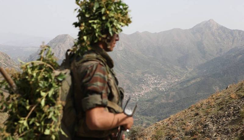 الجيش يدمر 21 مخبأ للإرهاب و5 قنابل في عين الدفلى والبويرة