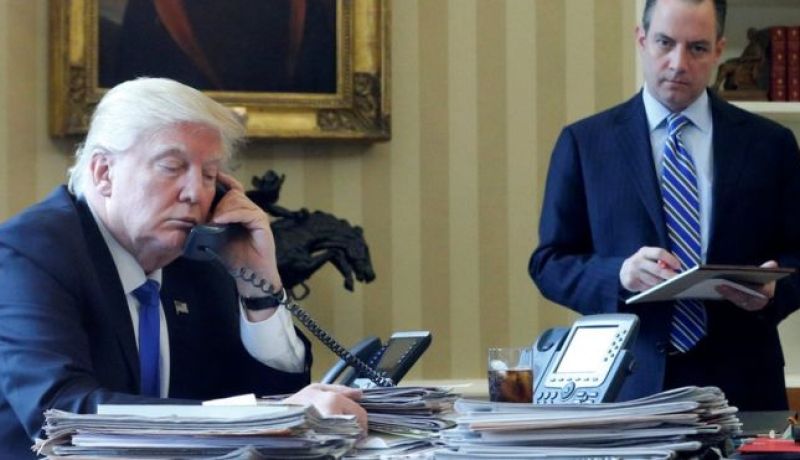 الرئيس الأمريكي يأمر بإخضاع جميع الوافدين إلى الولايات المتحدة لتفتيش دقيق