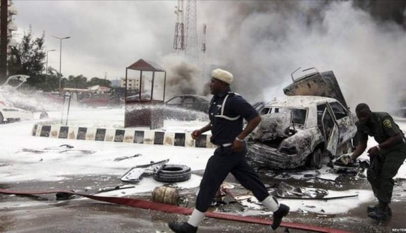 17 قتيلا على الاقل في انفجار حافلة في شمال شرق نيجيريا