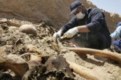 استخراج رفات الإرهابيين لتحديد نَسَب 500 طفل وُلدوا في الجبال