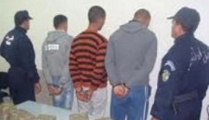 توقيف سبعة أشخاص من بينهم ثلاثة أفارقة بحوزتهم 325.5 غرام من المخدرات