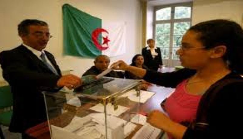 اللجنة الوطنية لمراقبة الانتخابات تستقبل أولى التقارير حول عملية الاقتراع