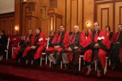 بوتفليقة يجري حركة موسعة في سلك القضاء