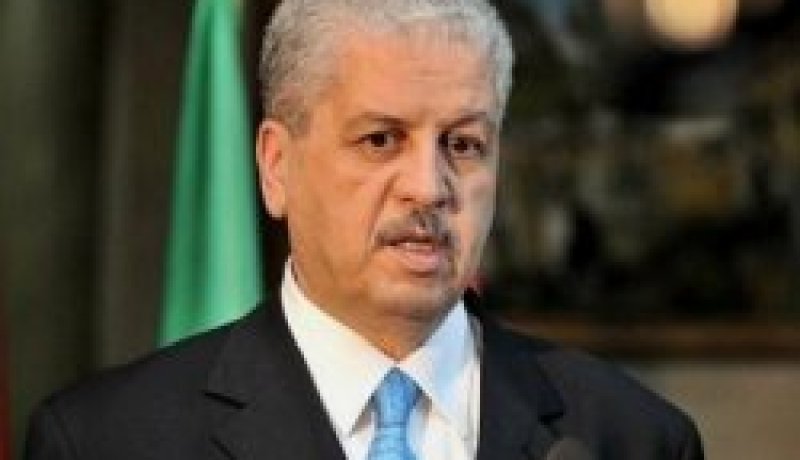 سلال يؤكد ان صحة الرئيس بوتفليقة جيدة و لا خوف عليه