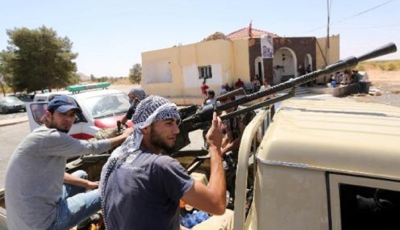 اطلاق سراح 42 تونسيا في طرابلس والابقاء على العشرات قيد التوقيف