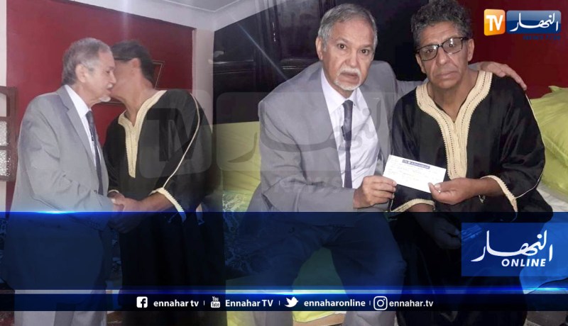 بالفيديو والصور .. المدير الجهوي لـ “أوندا ” يزور المعني “محمد العباسي” بمستشفى سيدي بلعباس