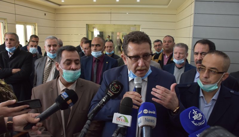 وزير الفلاحة يزور المستثمرة الفلاحية “SPA Beldi Agrolival” بميلة