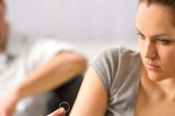 نار موقدة تحرق قلبي.. بعدما استعنت بالشيطان