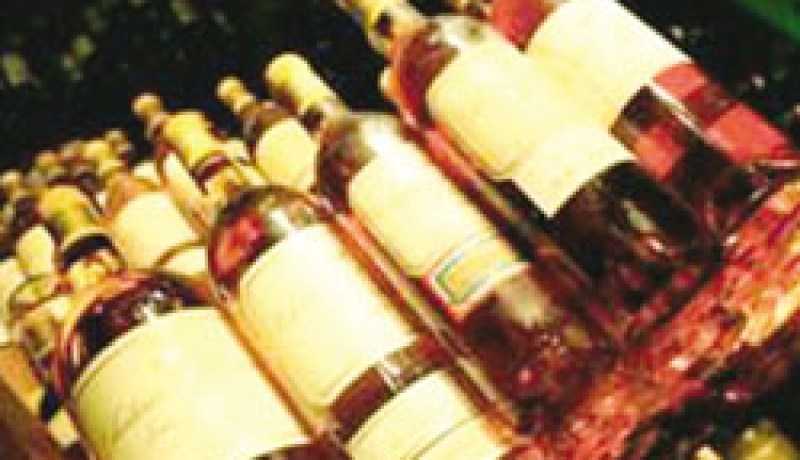 حجز ‮0024 ‬قارورة خمر فاسدة تباع بطريقة‮ ‬غير شرعية في‮ ‬البليدة