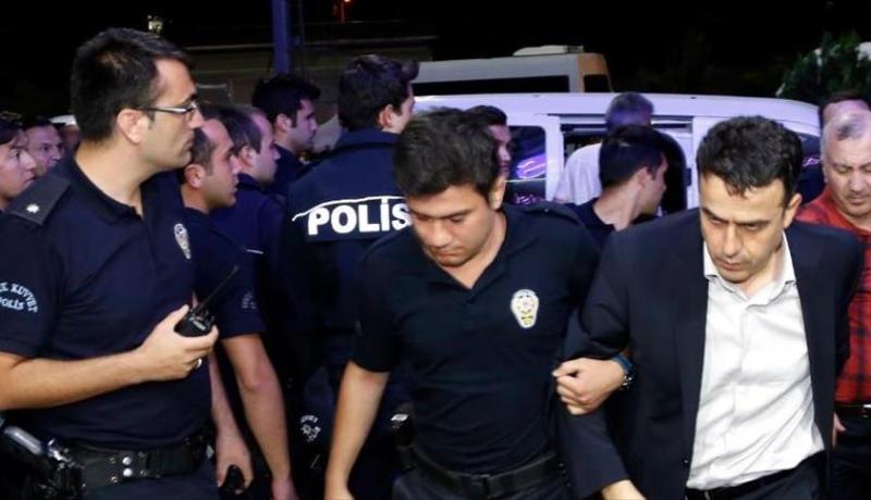 تركيا تطرد أزيد من 160 عالما بتهمة التورط في الانقلاب