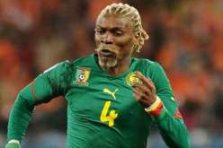 وفاة سونغ قائد منتخب الكاميرون
