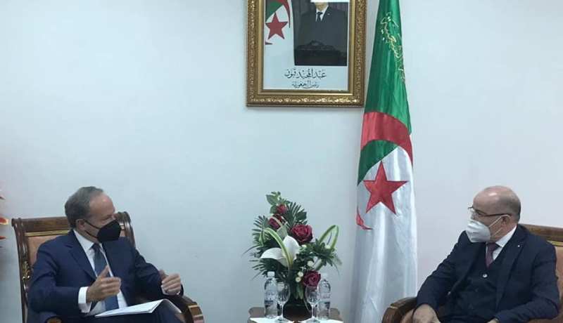 بلمهدي يبحث ترقية العلاقات الثنائية مع السفير الإيطالي