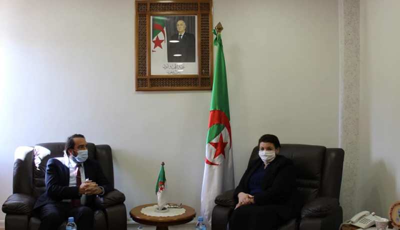 بن فريحة تبحث مع نادي المقاولين للمتيجة تكوين وتوظيف خريجي التكوين المهني