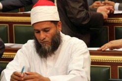 قاضى المحكمة يمنع التصوير داخل جلسة “الونيس” ويسمح للصحفيين بالحضور