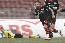 بن‮ ‬يمينة‮: ''‬أريد العودة بقوة إلى الملاعب ولم أجدد بعد لأن عقدي‮ ‬ينتهي‮ ‬فــي‮ ‬جـــوان المقبـل‮''‬