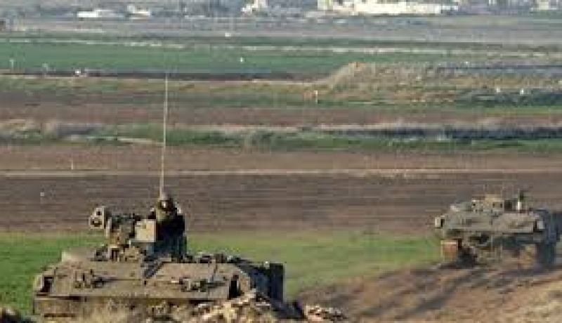 قوات الاحتلال الإسرائيلي تتوغل شمال قطاع غزة بشكل محدود