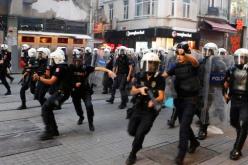 توقيف 35 شخصا مقربا من الداعية غولن بتركيا