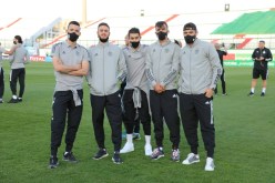 بالصور.. أبطال إفريقيا يتفقدون أرضية ملعب تشاكر قبل مواجهة بوتسوانا