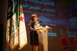 بن دودة ترفض التدخل في وقف عروض مسرحية لفنانين