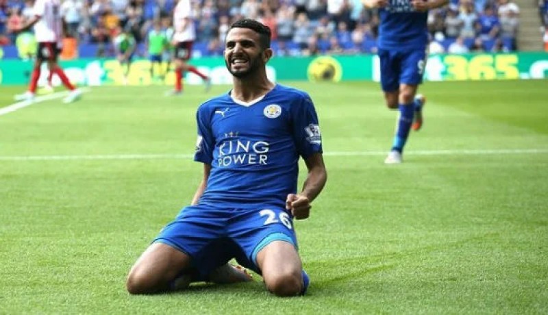 محرز ينال جائزة لاعب الموسم في ليستر سيتي