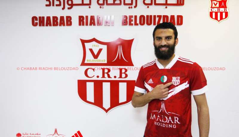 مرزوقي :”شباب بلوزداد فريق الألقاب وحمل قميصه شرف لي”