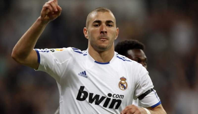 ريال مدريد مستعد لبيع بن زيما لتمول صفقة لويس سواريز