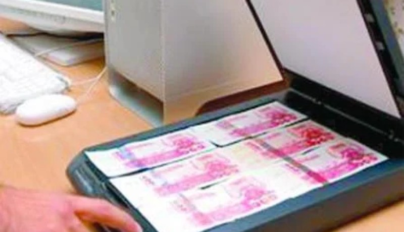 تفكيك شبكتين لتزوير الأوراق النقدية بوهران