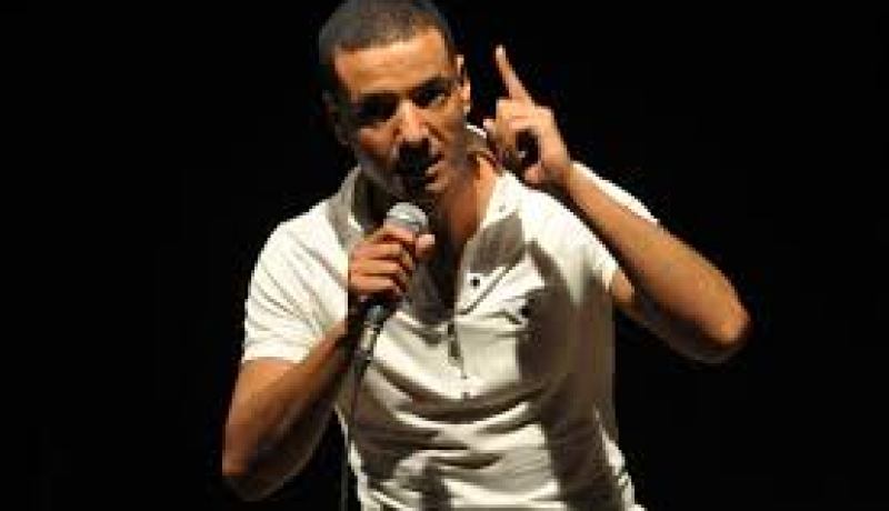 هشام الجخ ينظم ندوة صحفية في مقر النهار رفقة الصحافة الوطنية