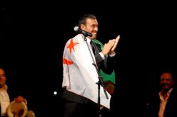 كاظم الساهر يشجع المنتخب الجزائري ويتمنى أن يصل لمراحل متقدة في كأس العالم