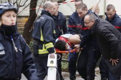 داود أوغلو يقول أنه لا يمكن ربط الهجمات الإرهابية في باريس بالإسلام