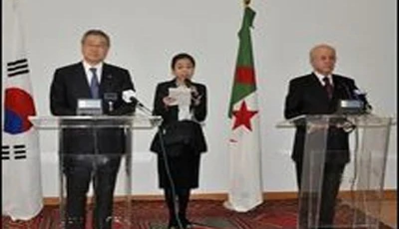 الجزائر-كوريا : الرئيس بوتفليقة يستقبل الوزير الكوري للشؤون الخارجية و التجارة الخارجية