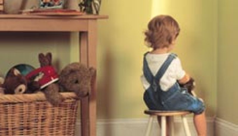 عاقبوا الأطفال بذكاء ودون نزعة هجومية