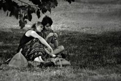 رغم أن حاضري‮ ‬أحلى وأجمل مازلت متعلقة بالماضي‮ ‬الكئيب