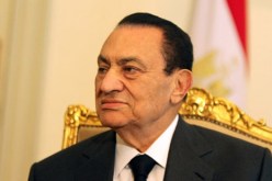 مبارك يخضع للعلاج الكيميائي بقاعدة عسكرية سعودية