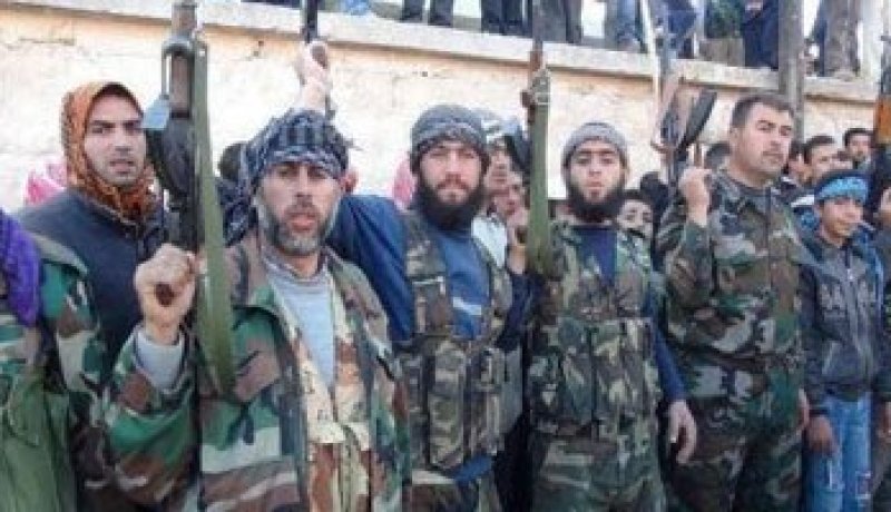 الجيش السورى الحر يهنئ الشعب بنجاح العملية ويؤكد بداية النهاية