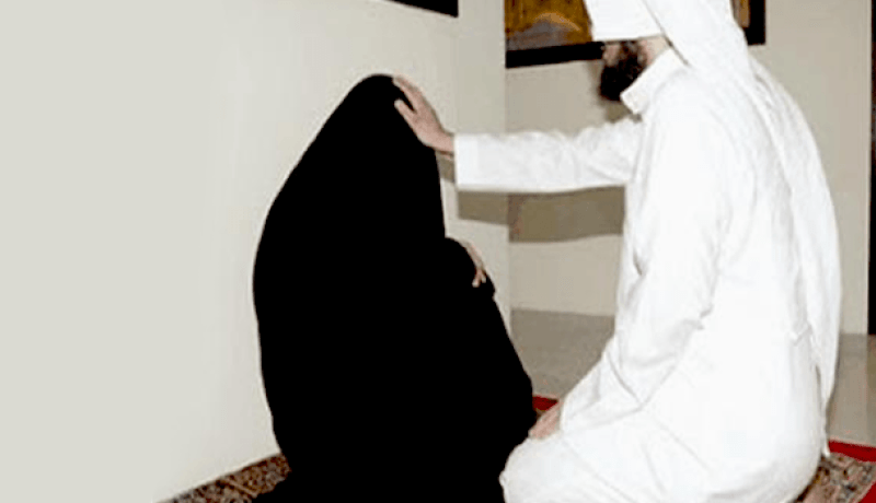 إلقاء القبض على راق ادعى أن السحر موجود في الذهب فسلبه من النساء بالمسيلة