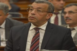 هكذا يردّ التلميذ الجميلَ لأستاذه