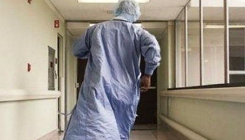 «الكلونديستان» الذي تعرى في الشارع احتجاجا على «الروتري» ..«مهبول بكواغطو»