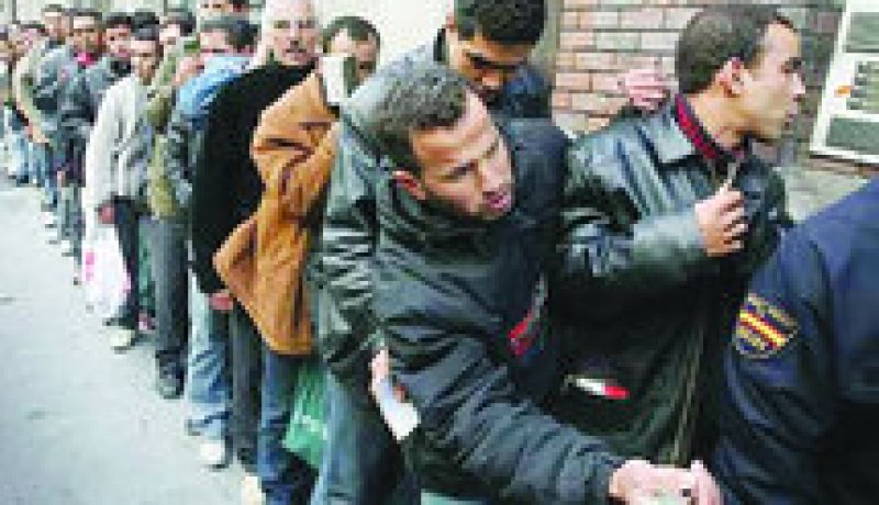 الصندوق الجهوي للتأمين عن البطالة لتيزي وزو يكون 210 حامل مشروع